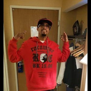 Meet your Posher, Bobby